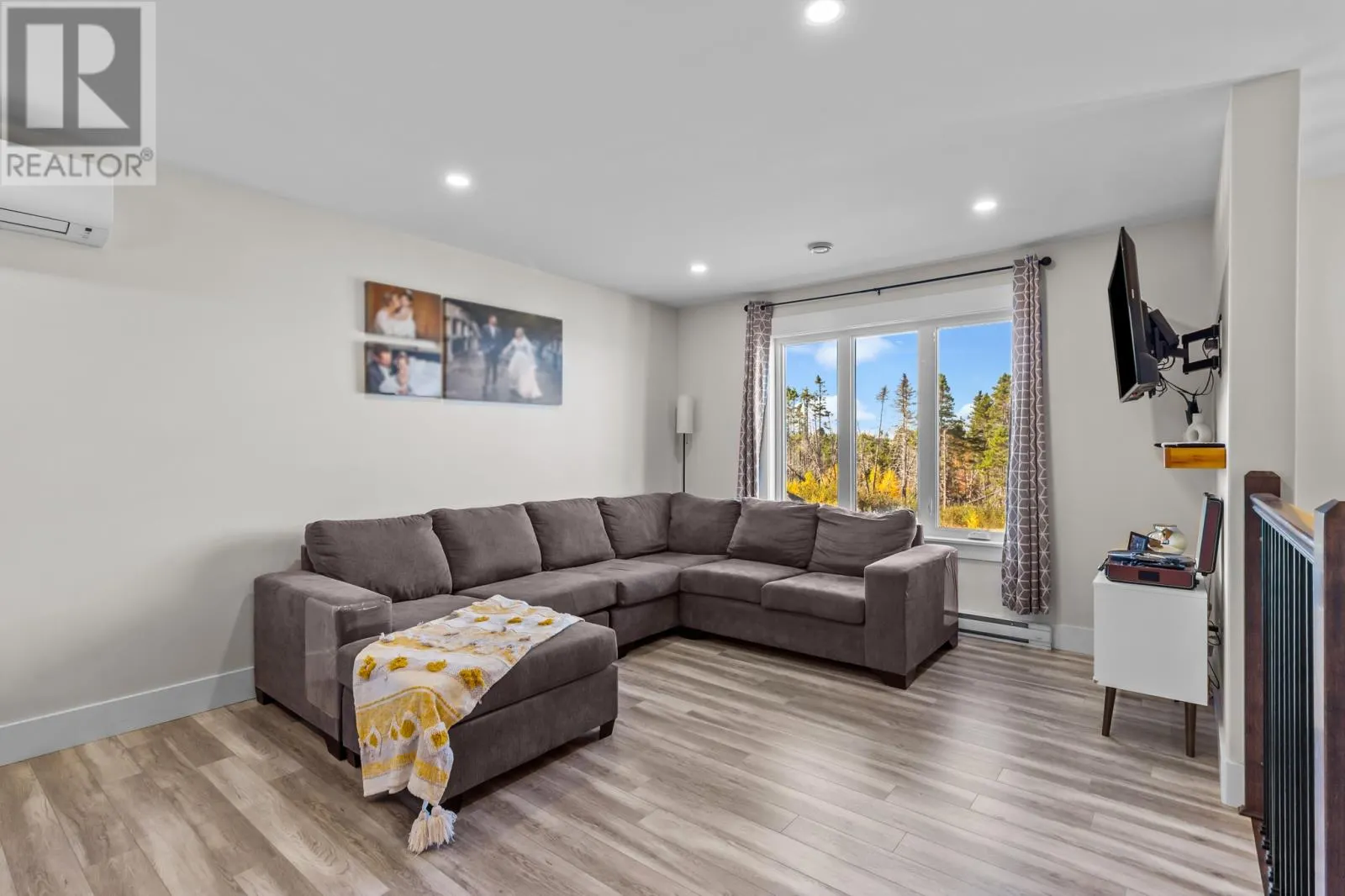 23 Maple Oak Path