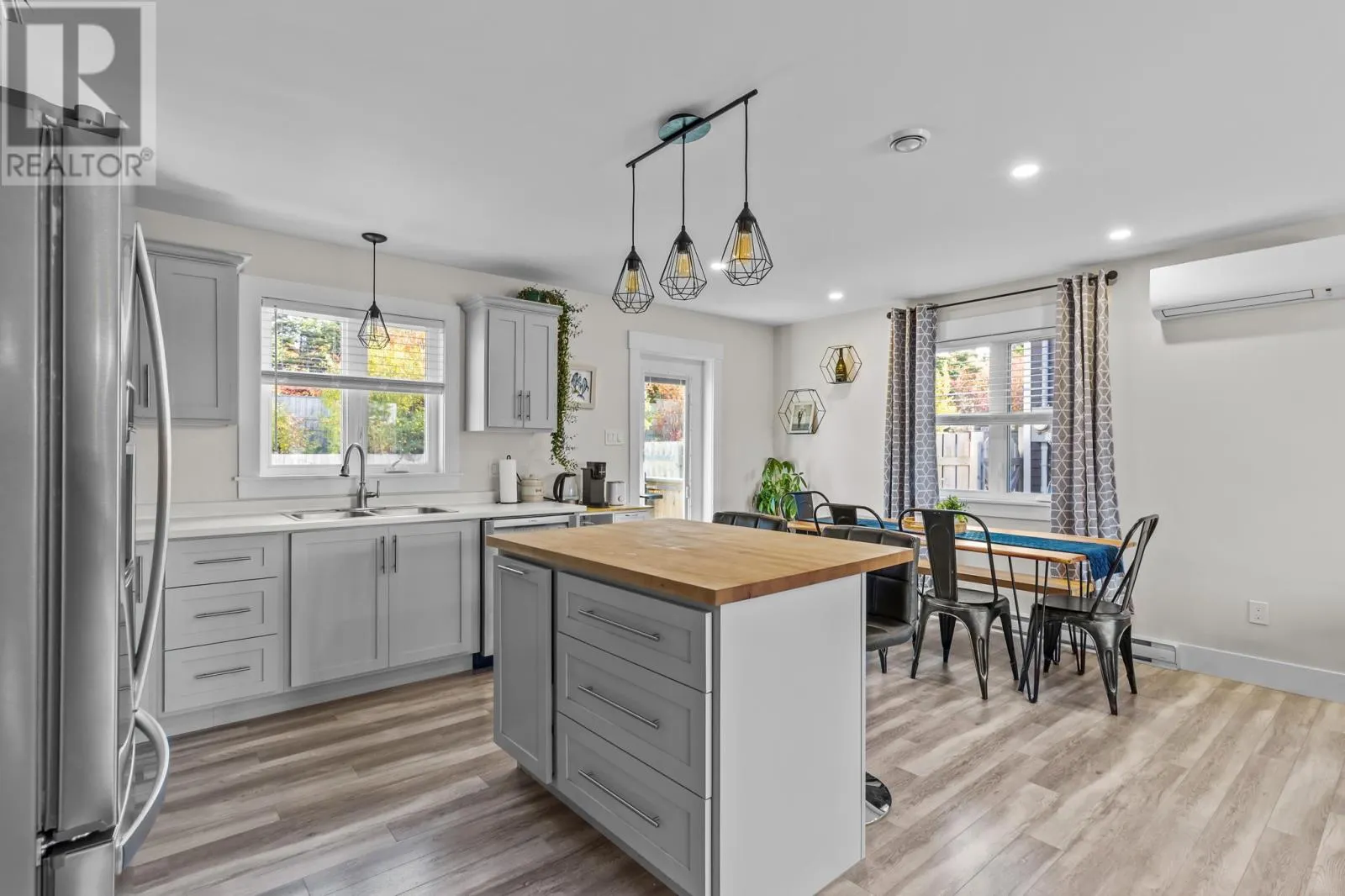 23 Maple Oak Path