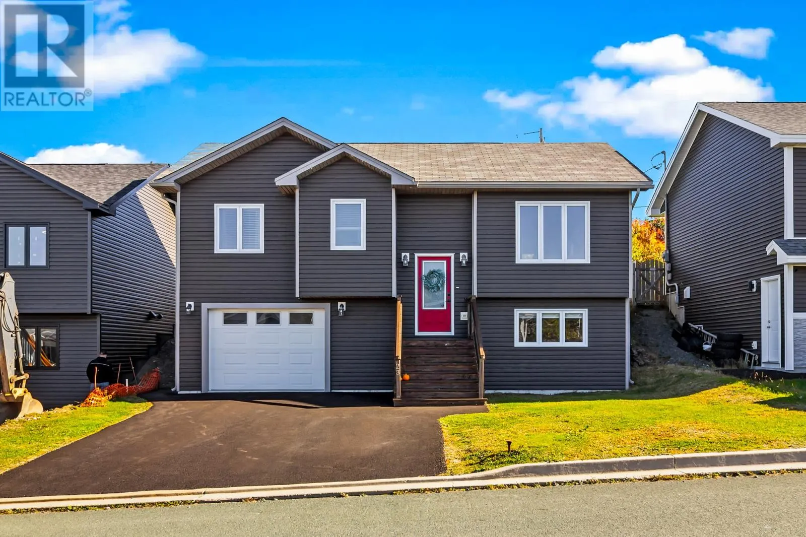 23 Maple Oak Path