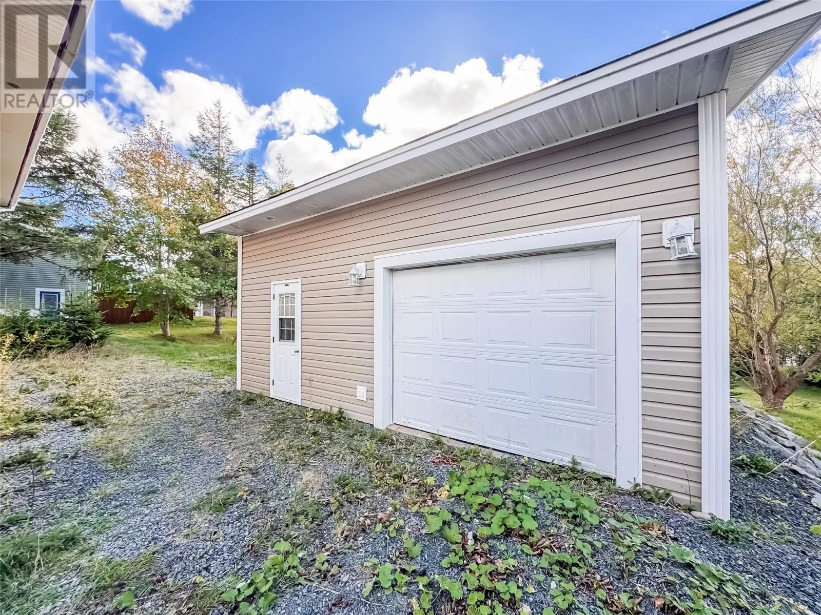 25 Eagle Road