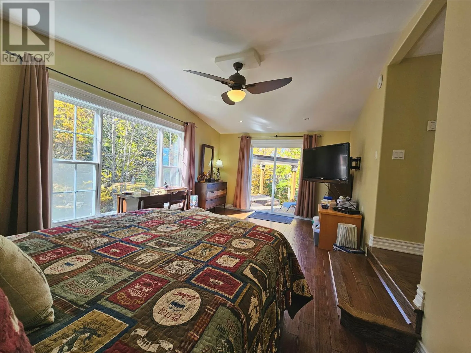 16 Beaverpond Road