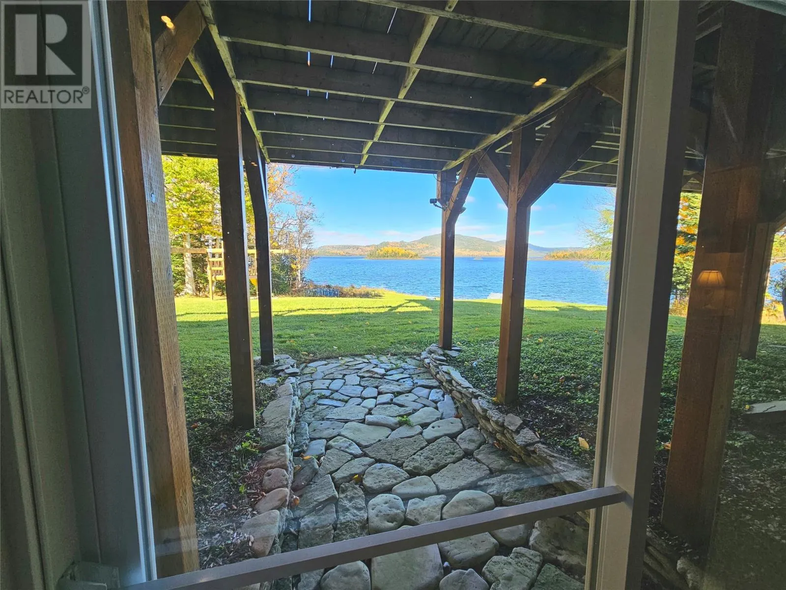 16 Beaverpond Road
