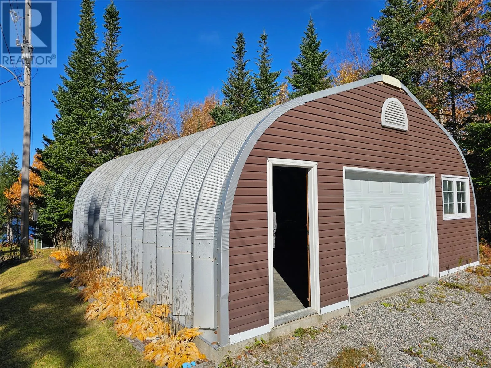 16 Beaverpond Road