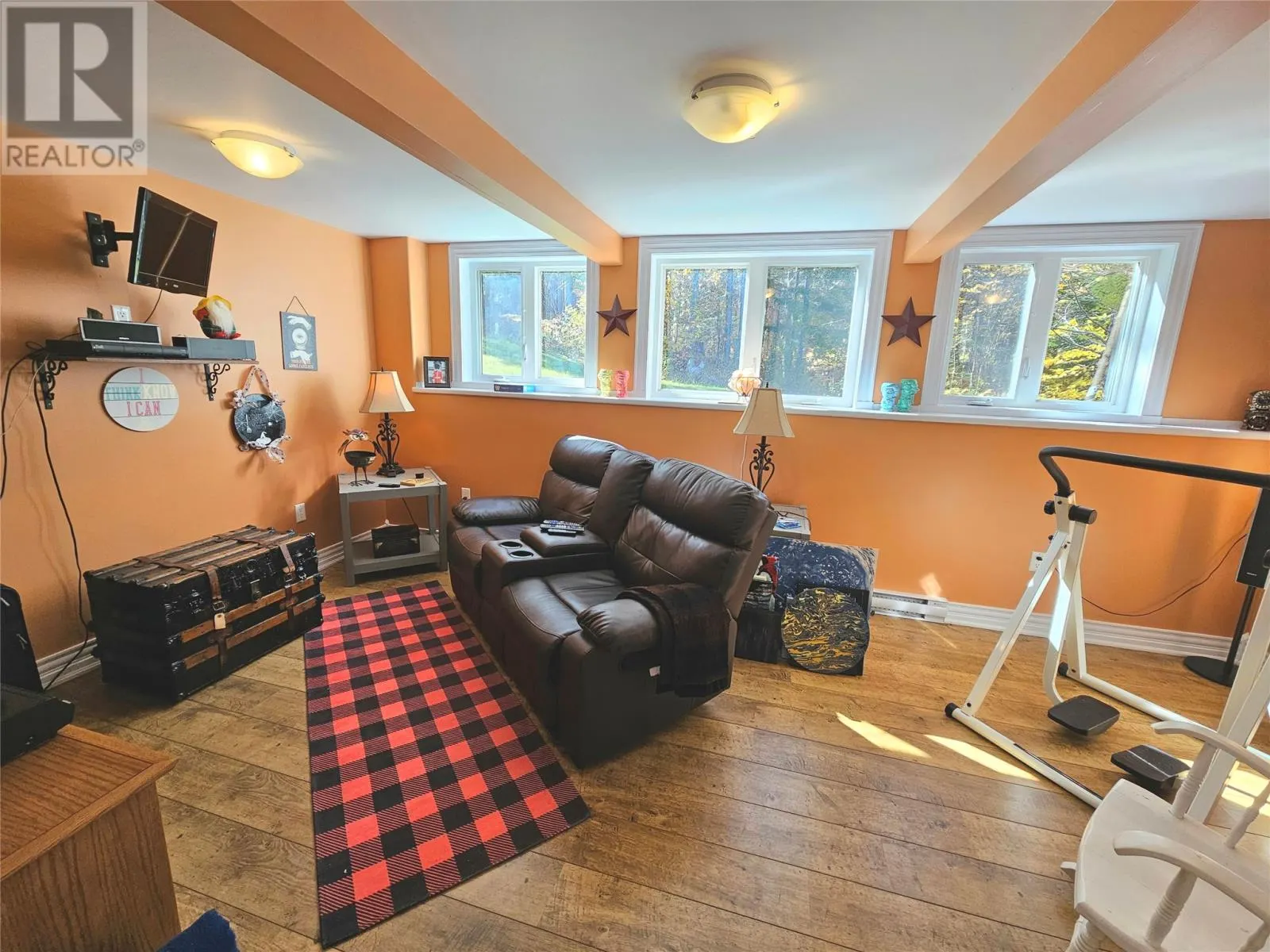 16 Beaverpond Road