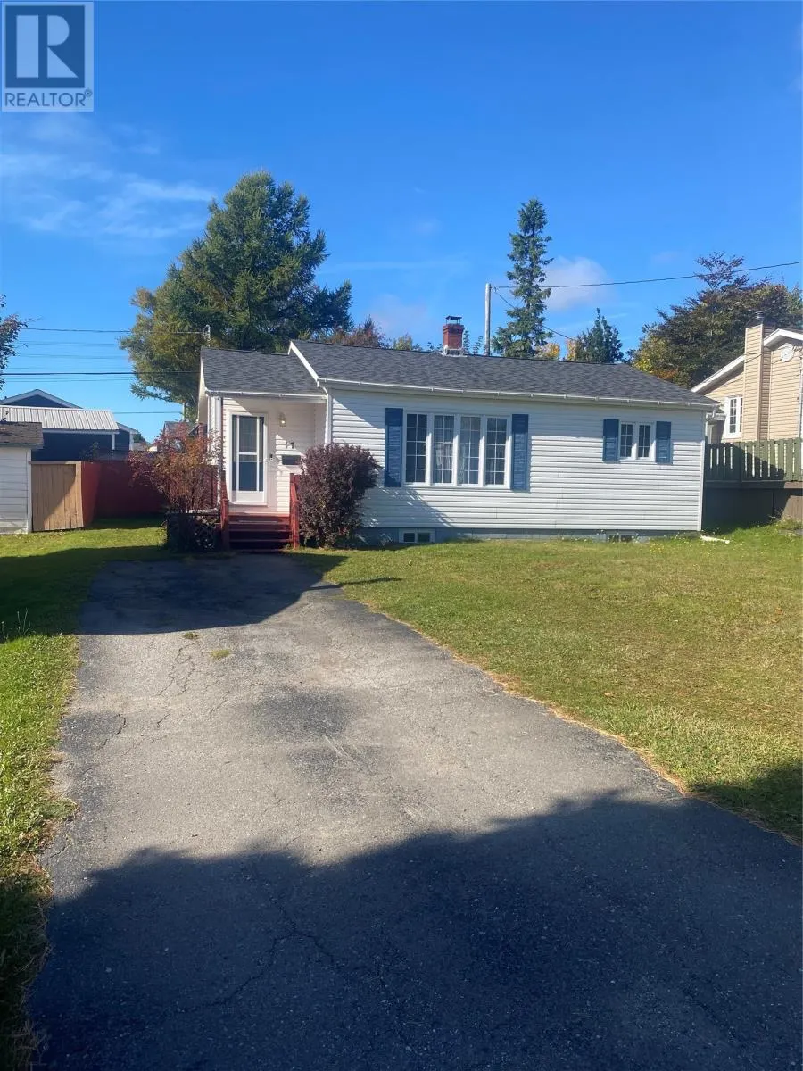 17 Hillcrest Drive