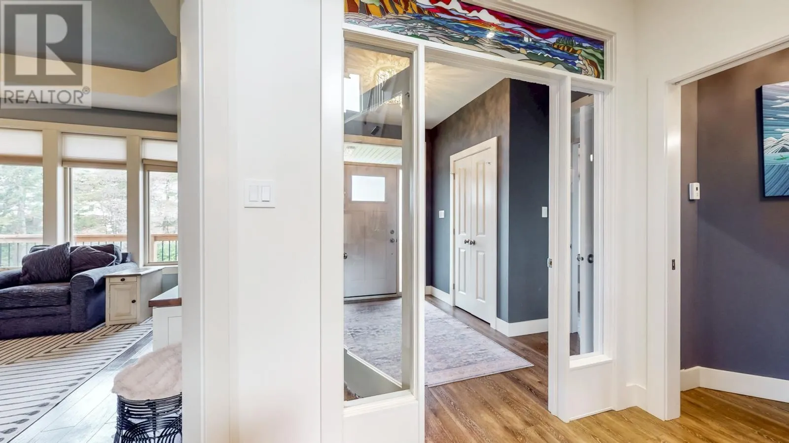 9 Middle Ledge Drive
