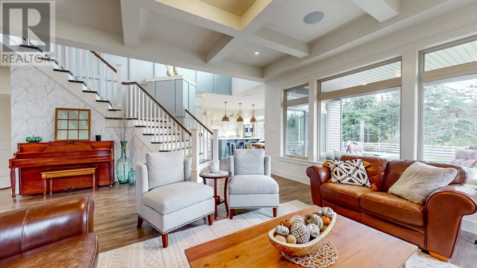 9 Middle Ledge Drive