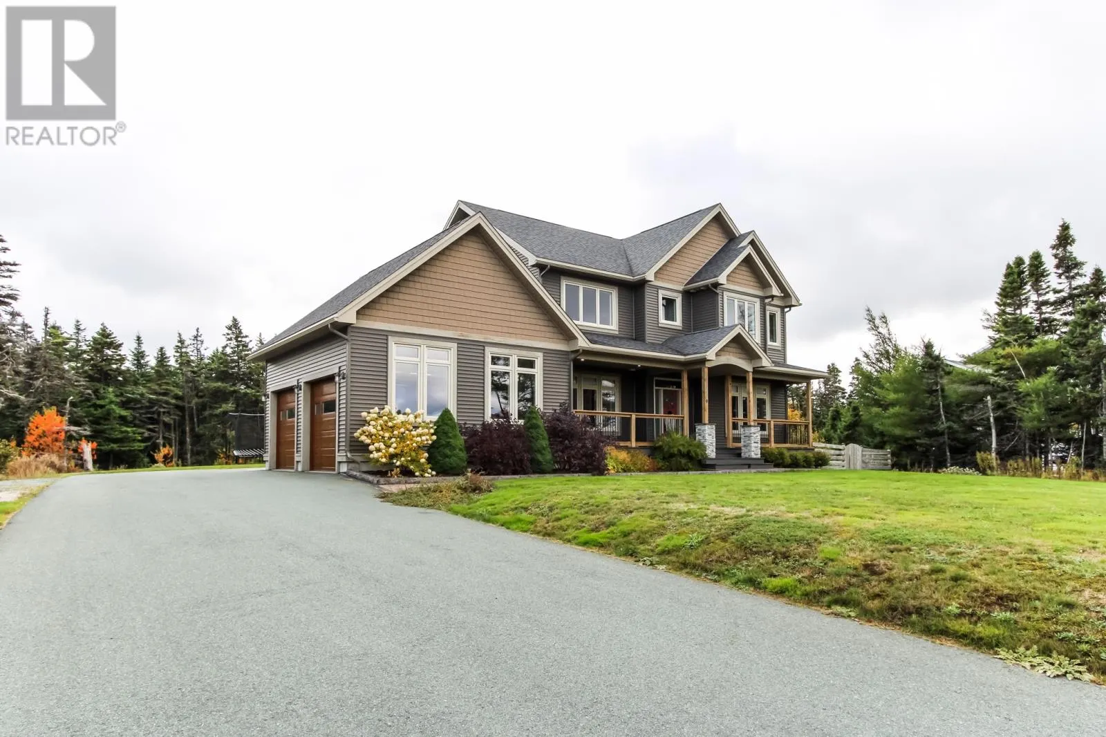 9 Middle Ledge Drive