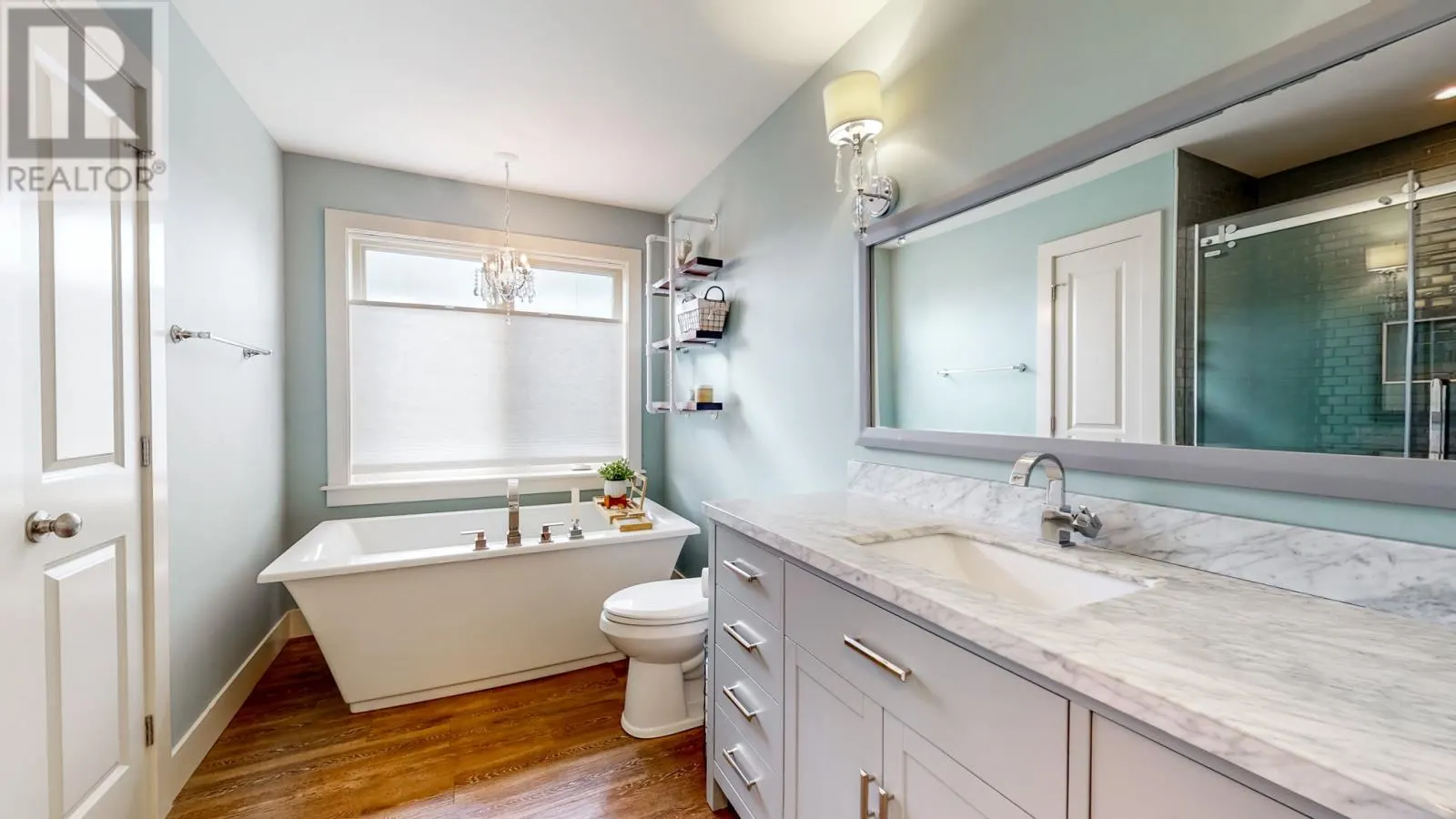9 Middle Ledge Drive