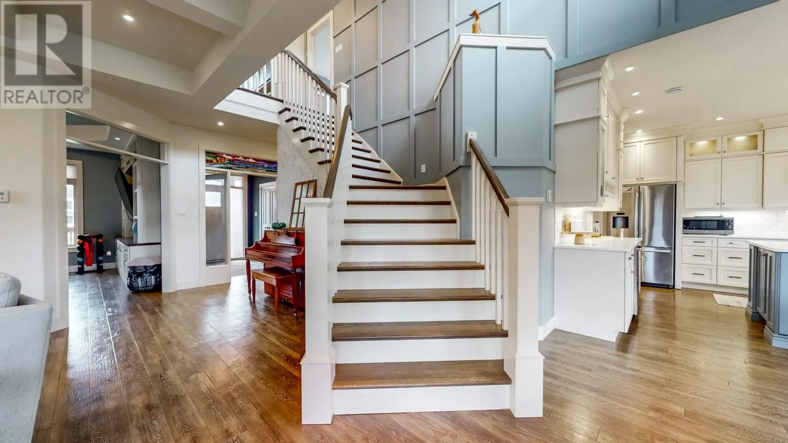 9 Middle Ledge Drive