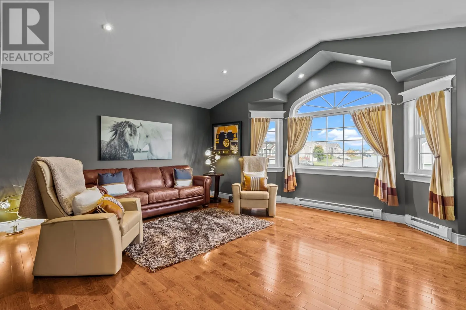 112 Canterbury Drive