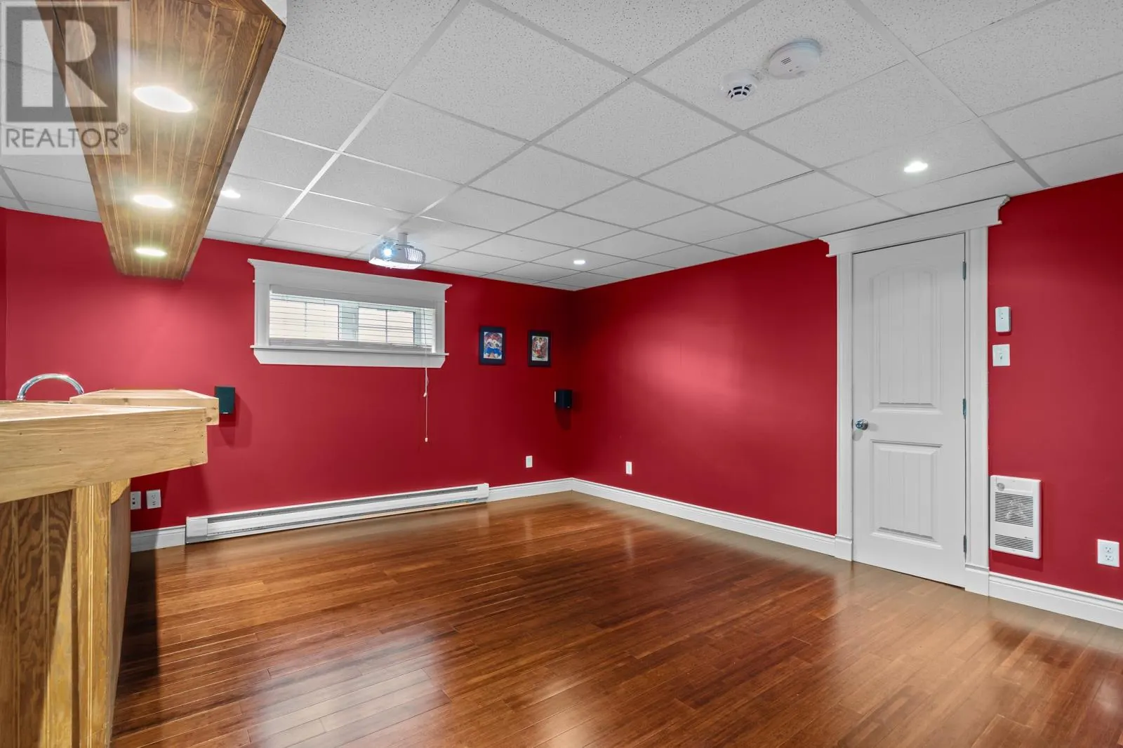 112 Canterbury Drive