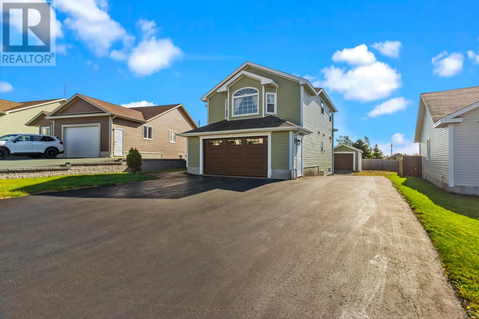 112 Canterbury Drive