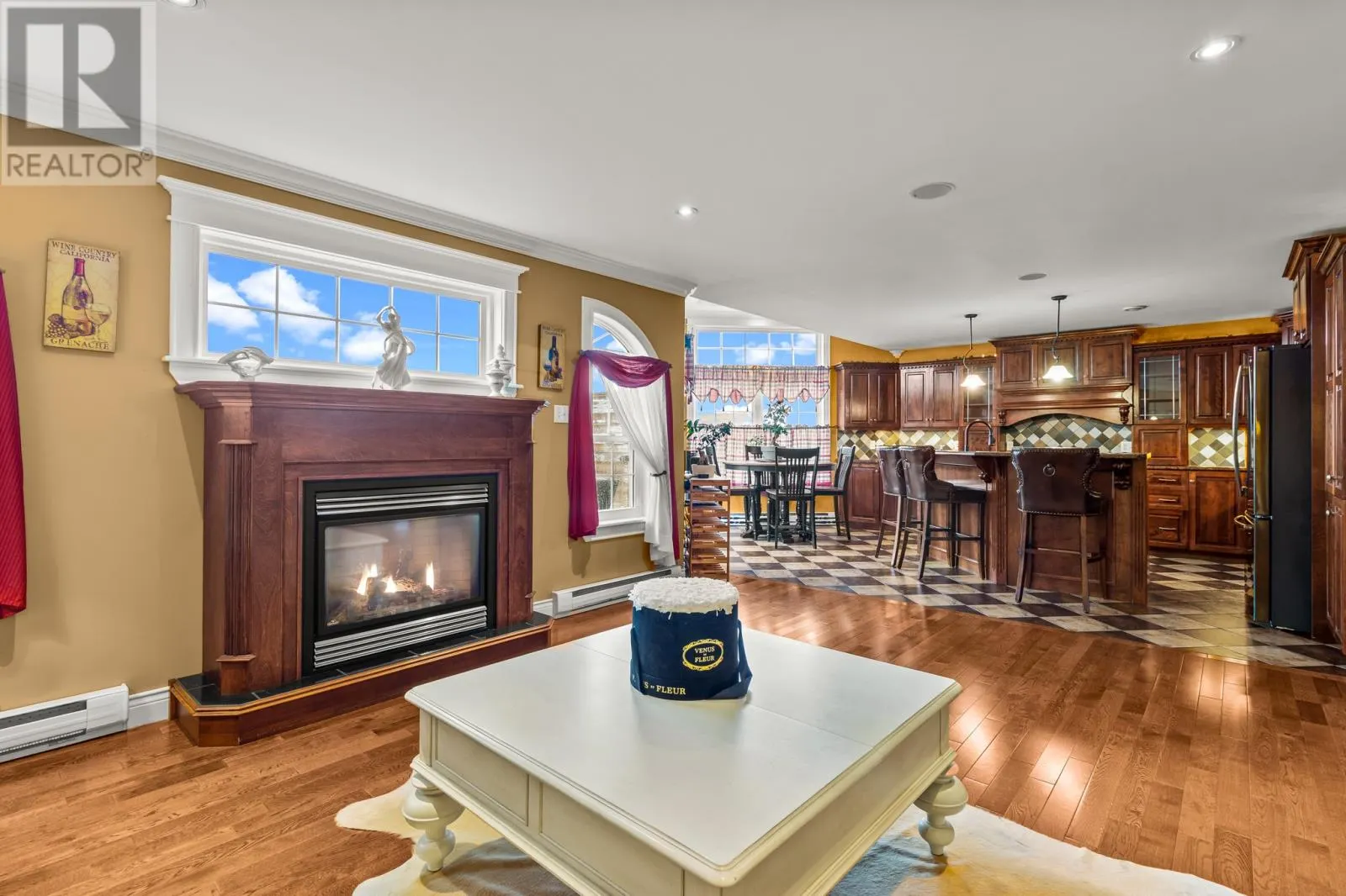 112 Canterbury Drive
