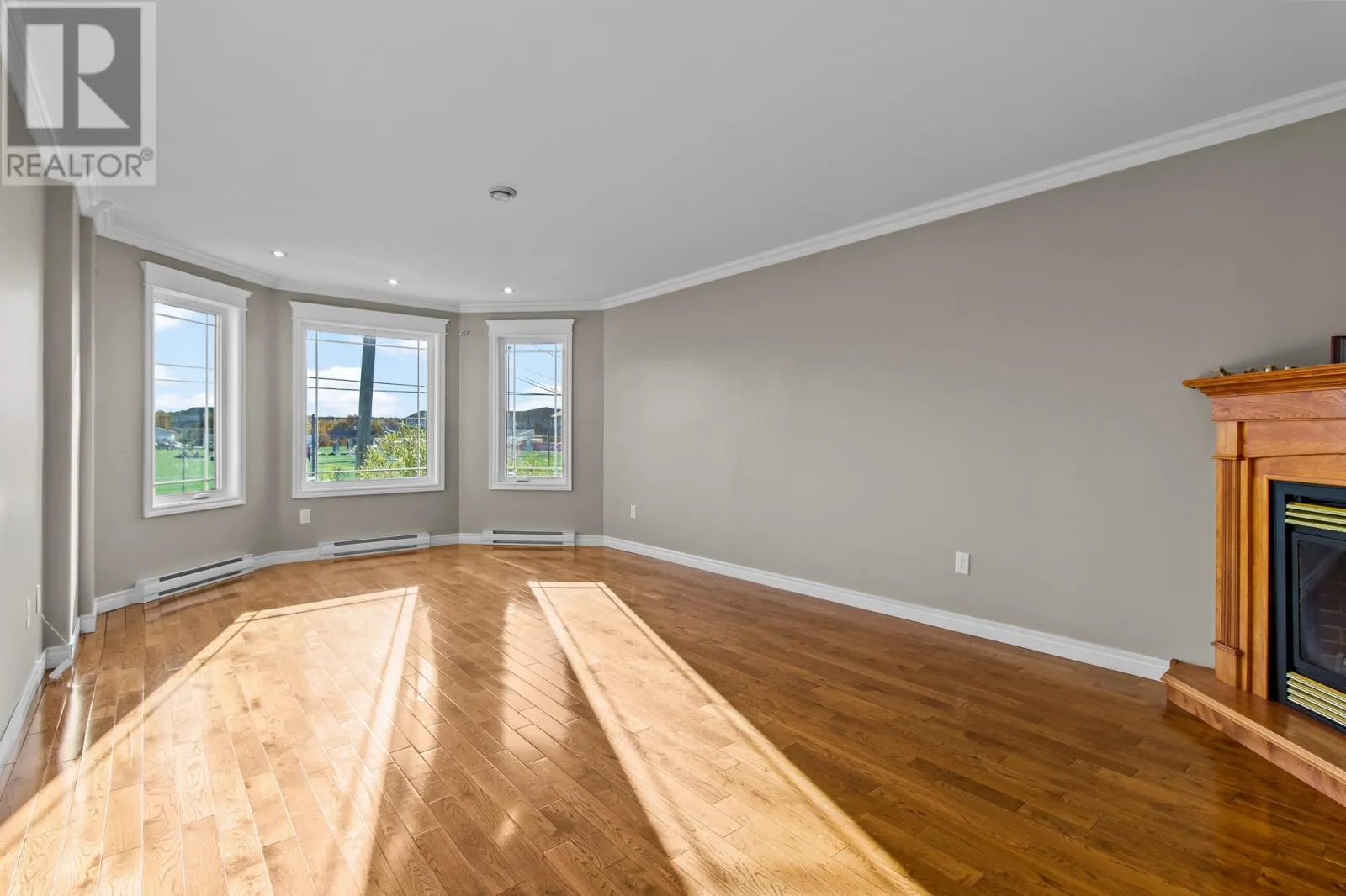 4 Lions Crescent