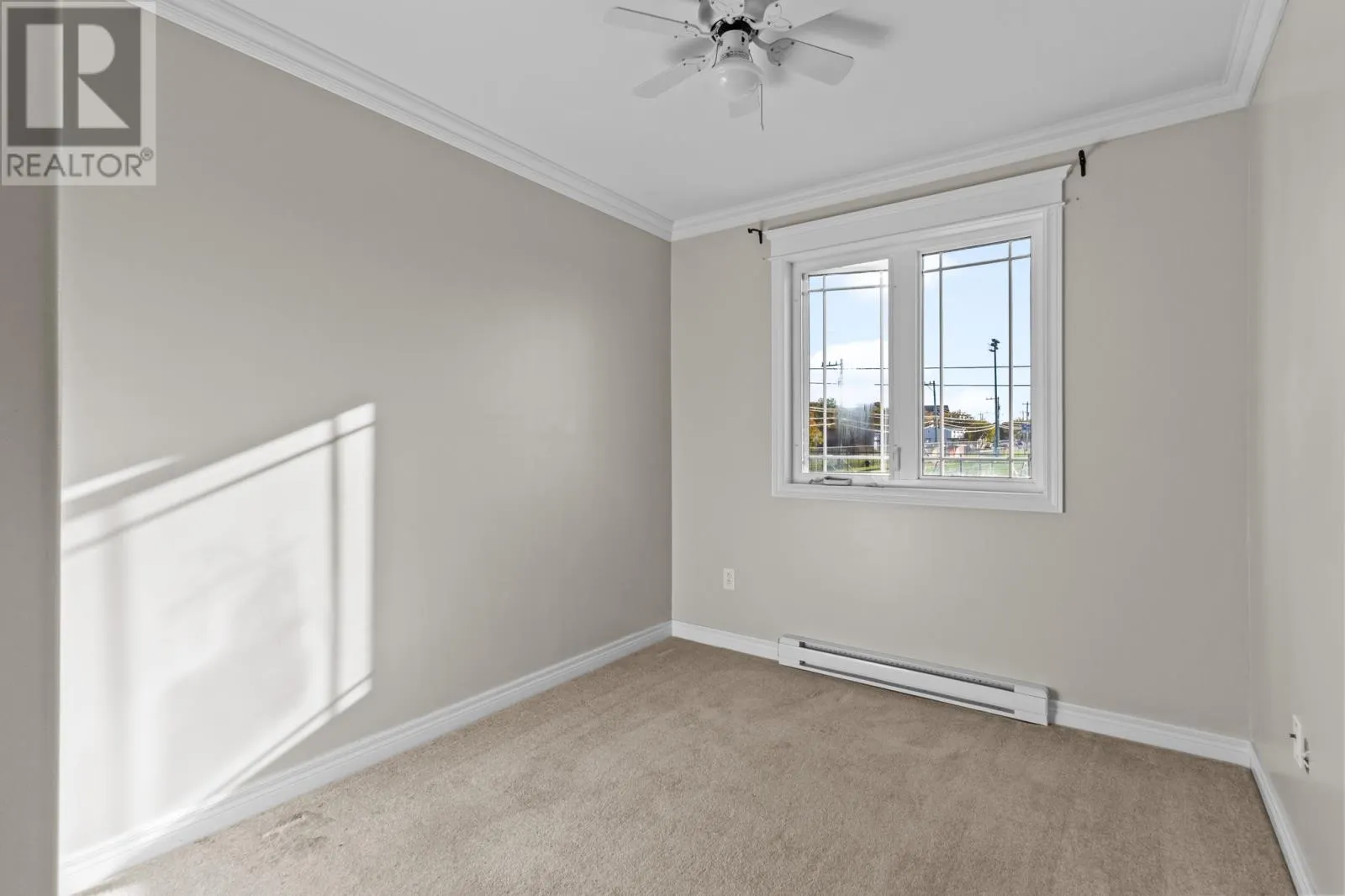 4 Lions Crescent