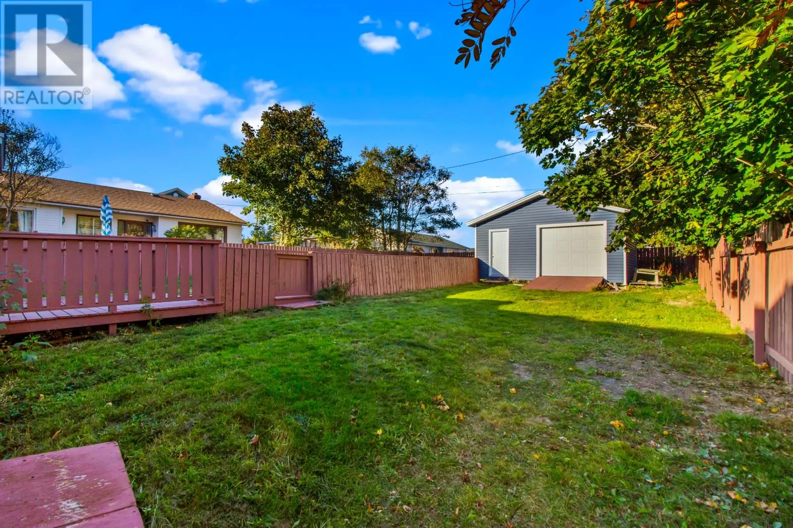 4 Lions Crescent