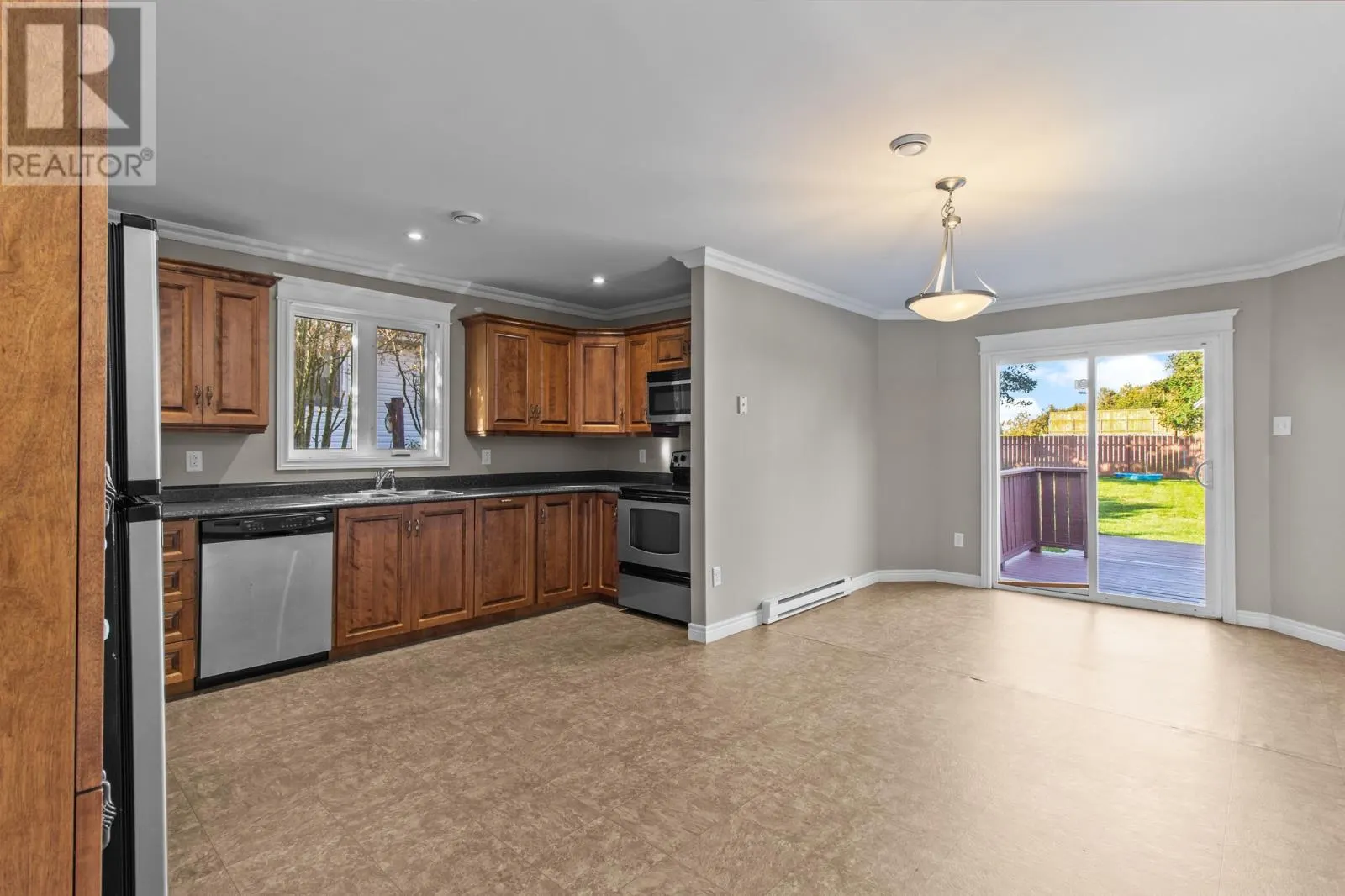 4 Lions Crescent