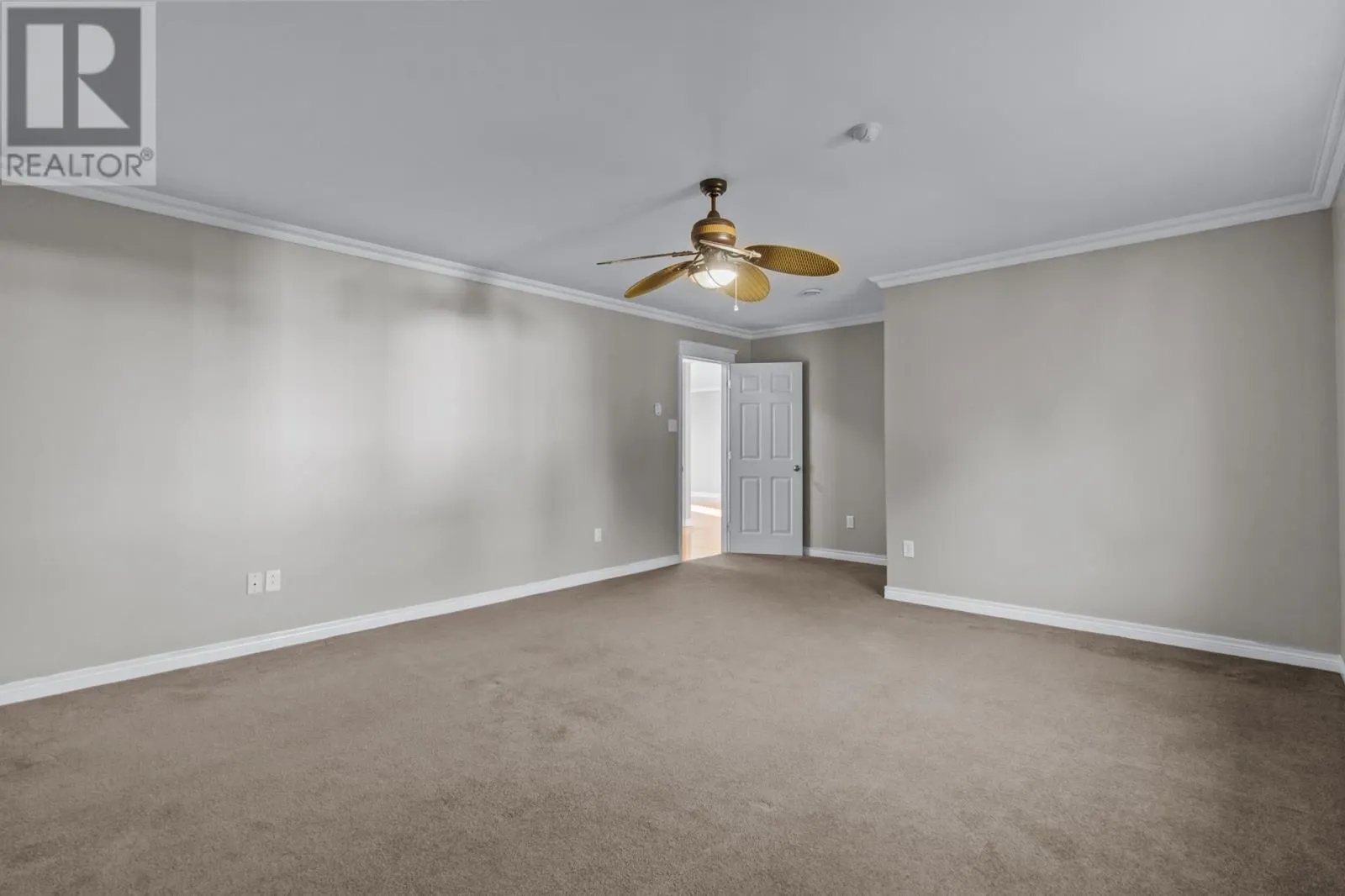 4 Lions Crescent