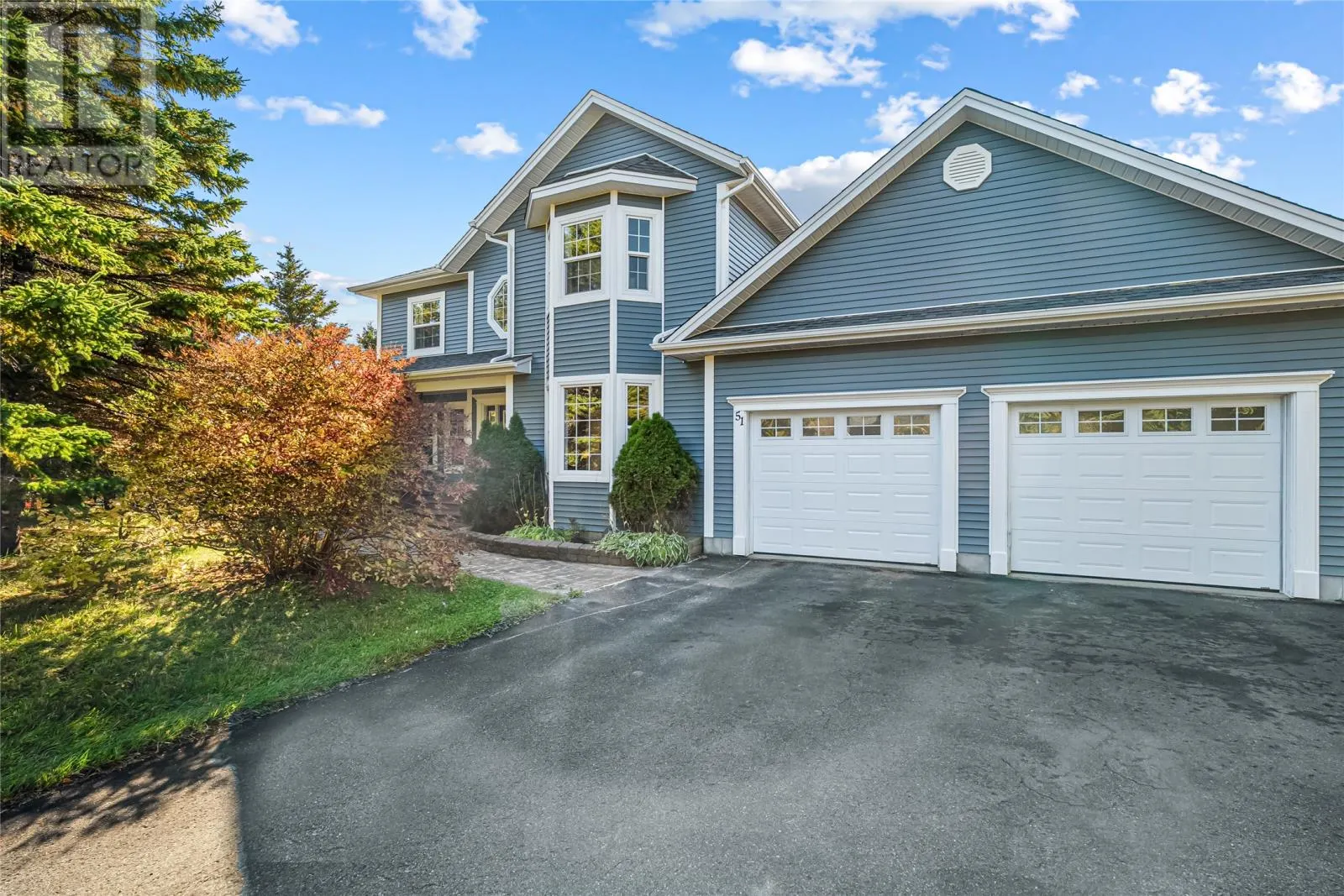 51 Summit Drive
