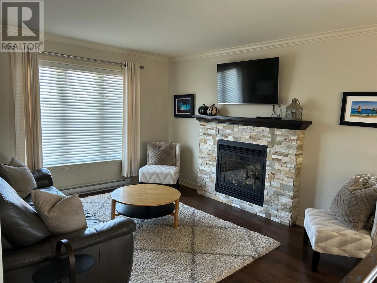 23 Errol Place