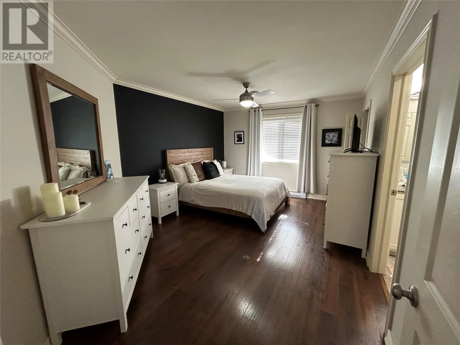 23 Errol Place