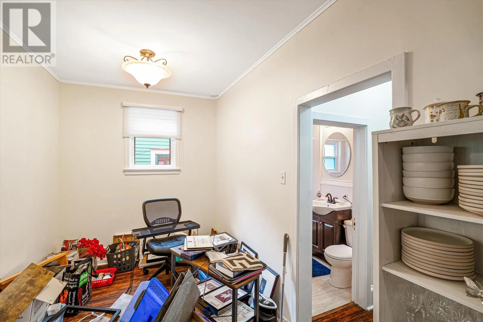 11 Maxse Street