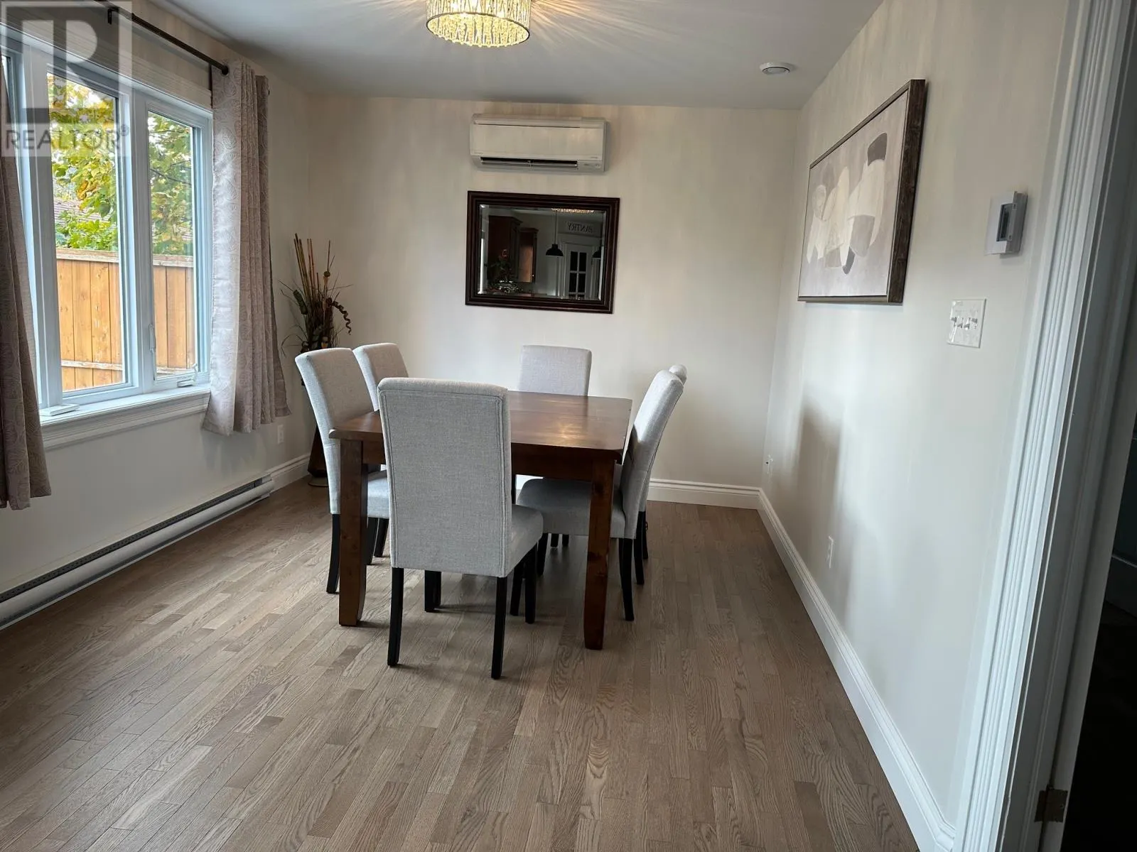 26 Camelot Crescent