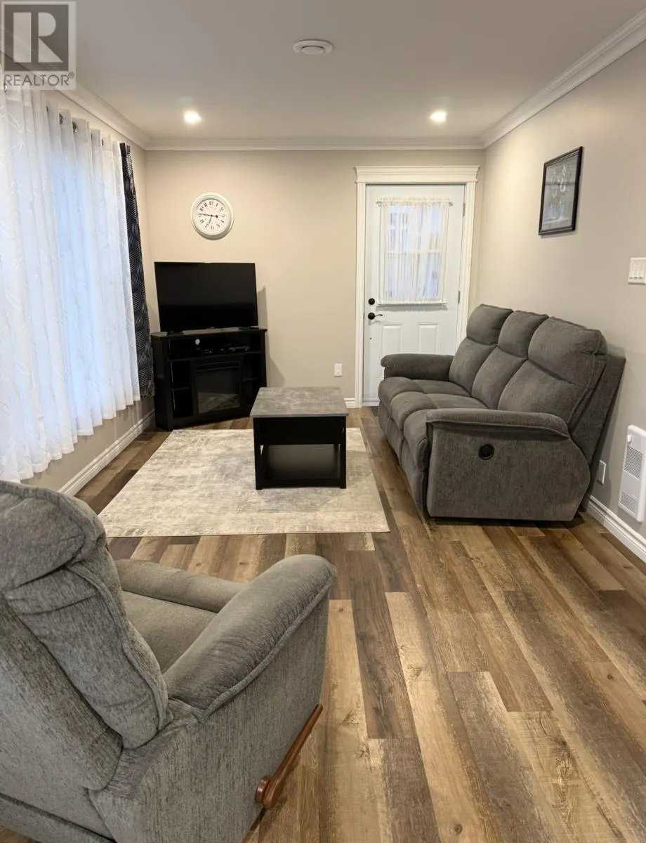 2 Colbourne Street