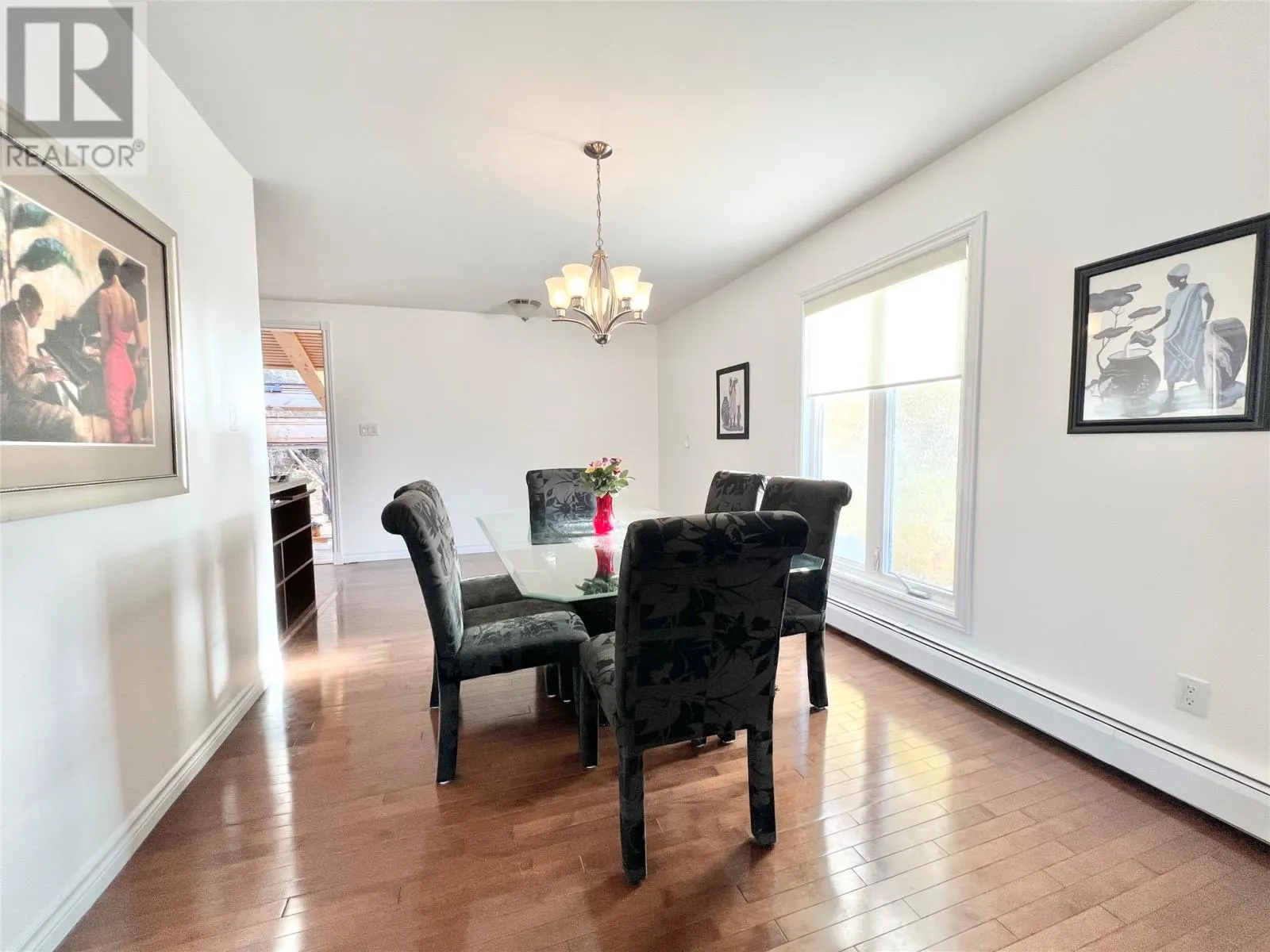 69 Southcott Drive