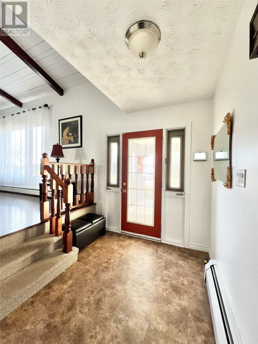 69 Southcott Drive
