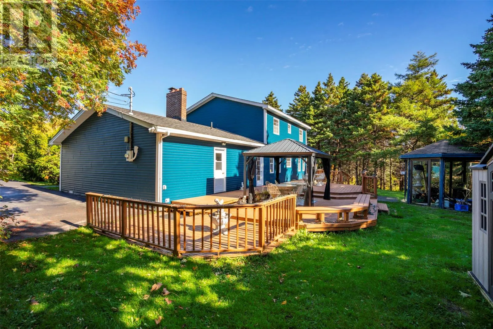 69 Forest Road