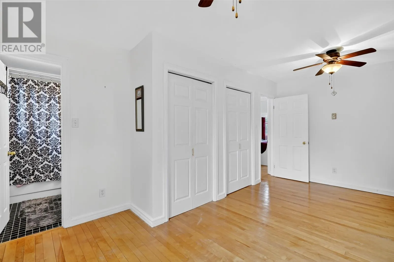 69 Forest Road