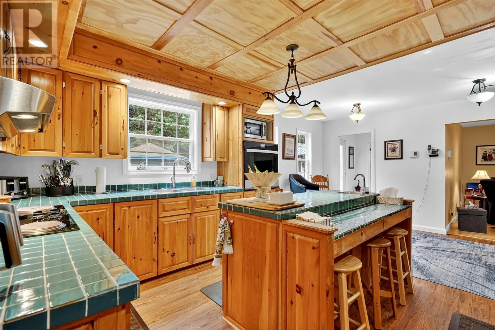 69 Forest Road