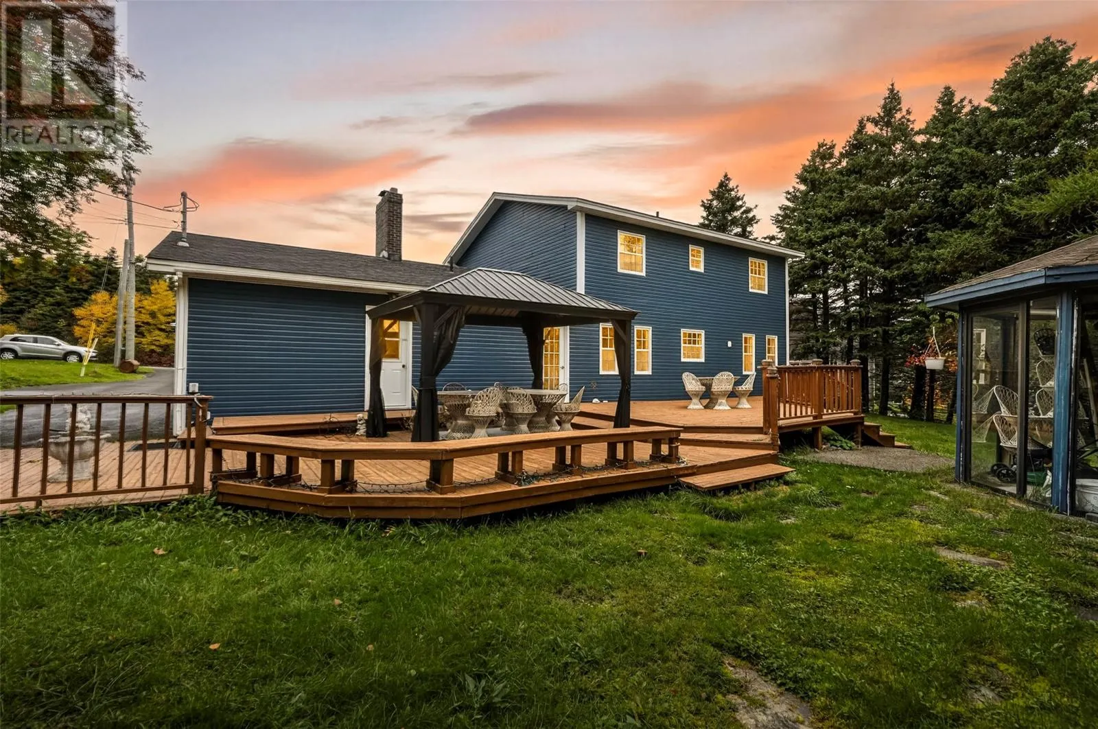 69 Forest Road