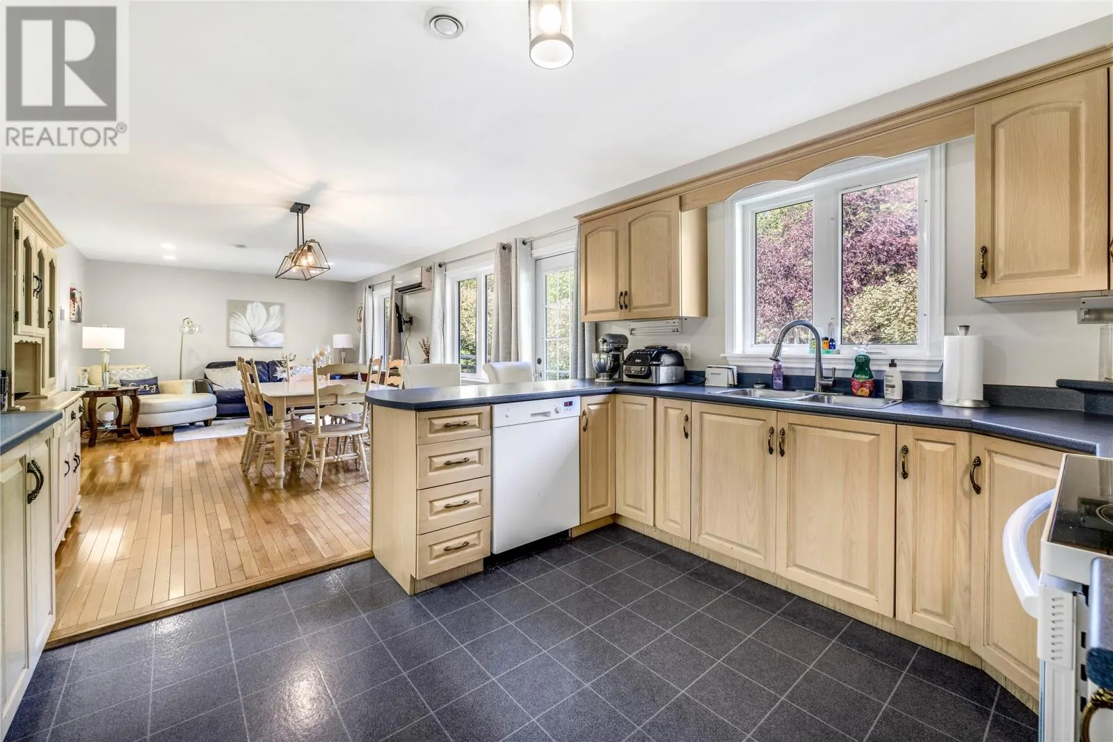 26 KARON Drive