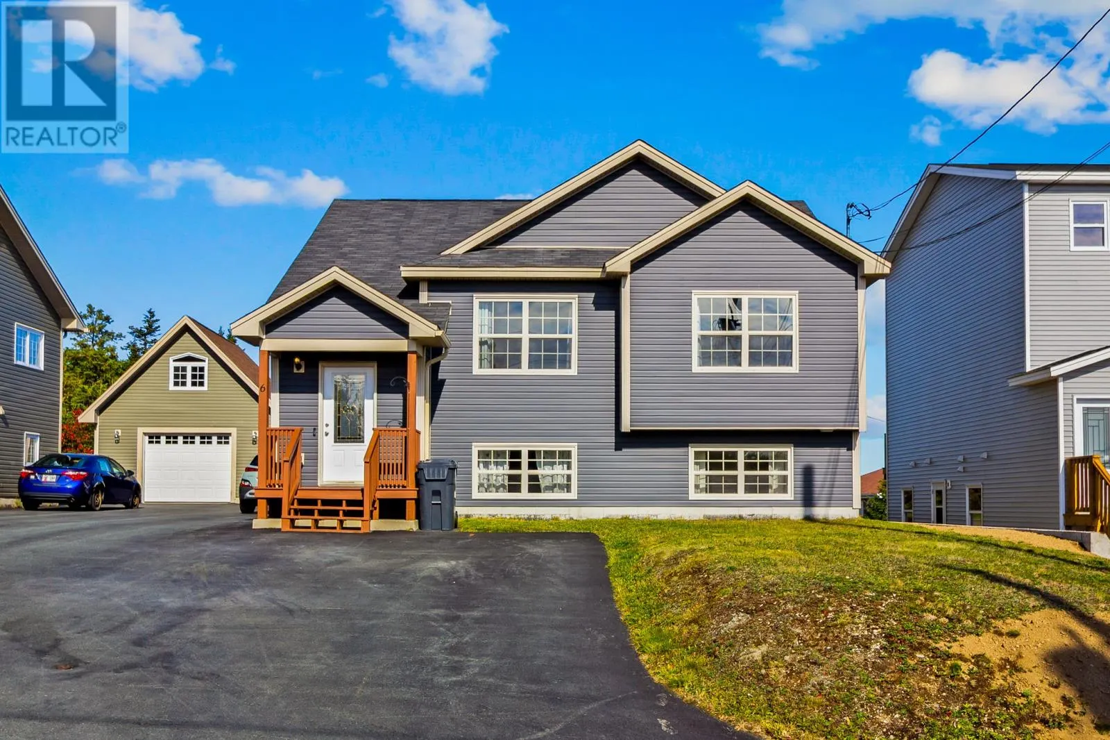 6 Ashlen Crescent