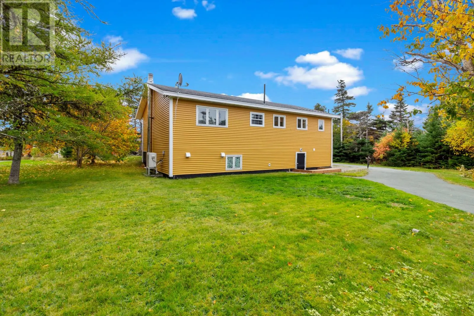 53 Red Head Road