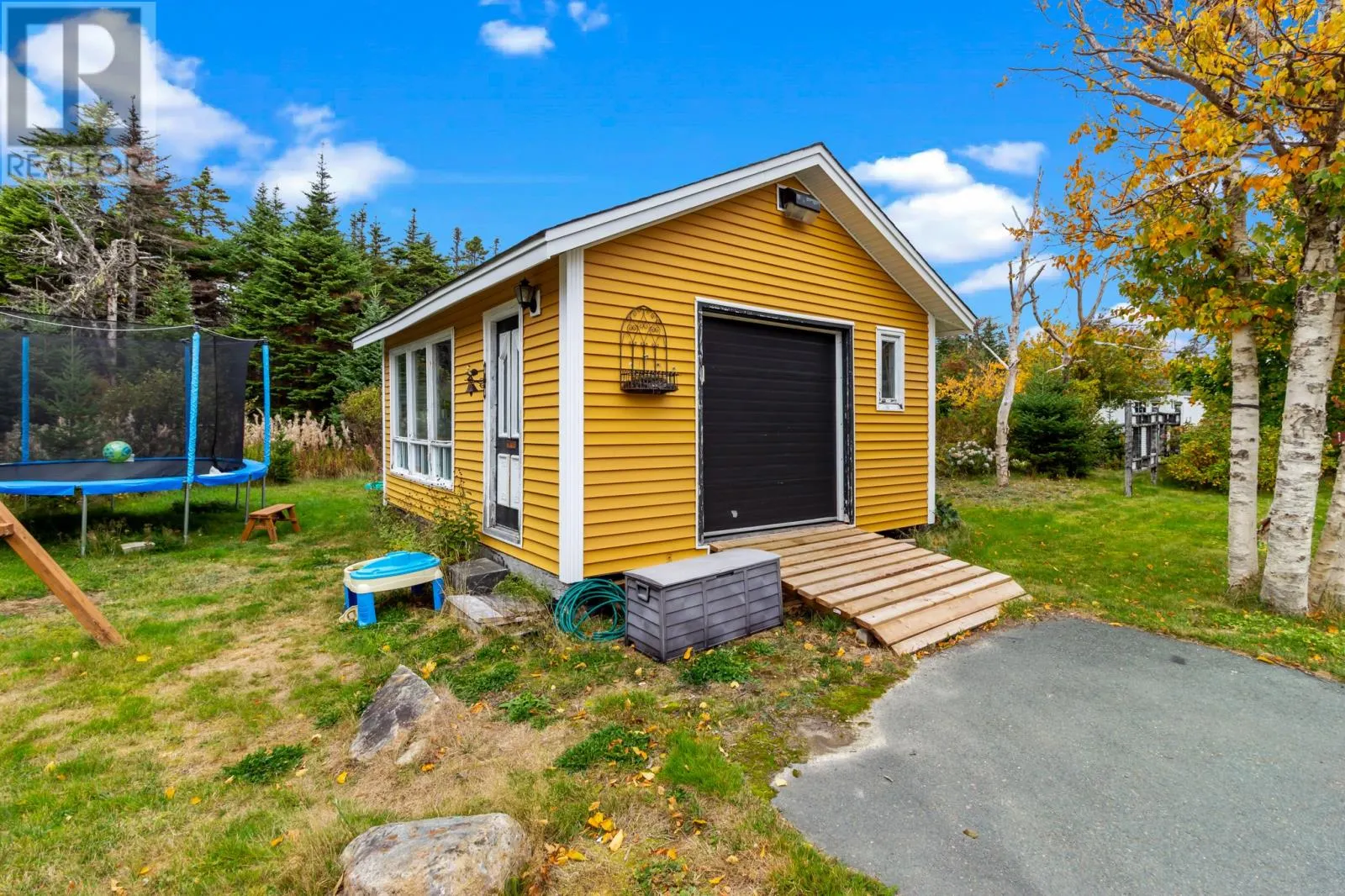 53 Red Head Road