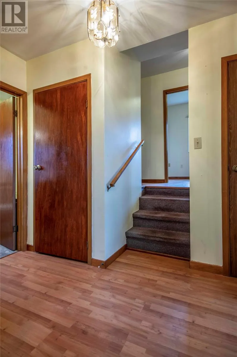 147 Groves Road
