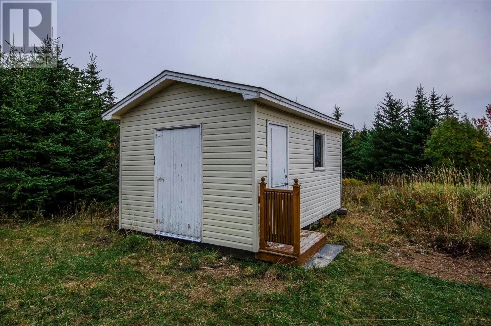 147 Groves Road