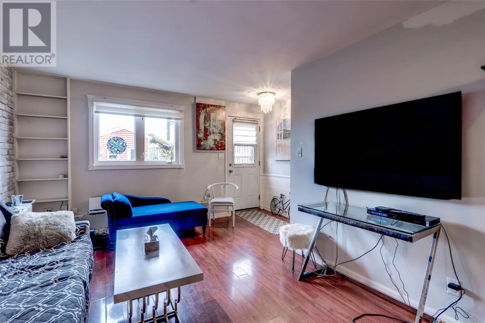 112 Farrell Drive