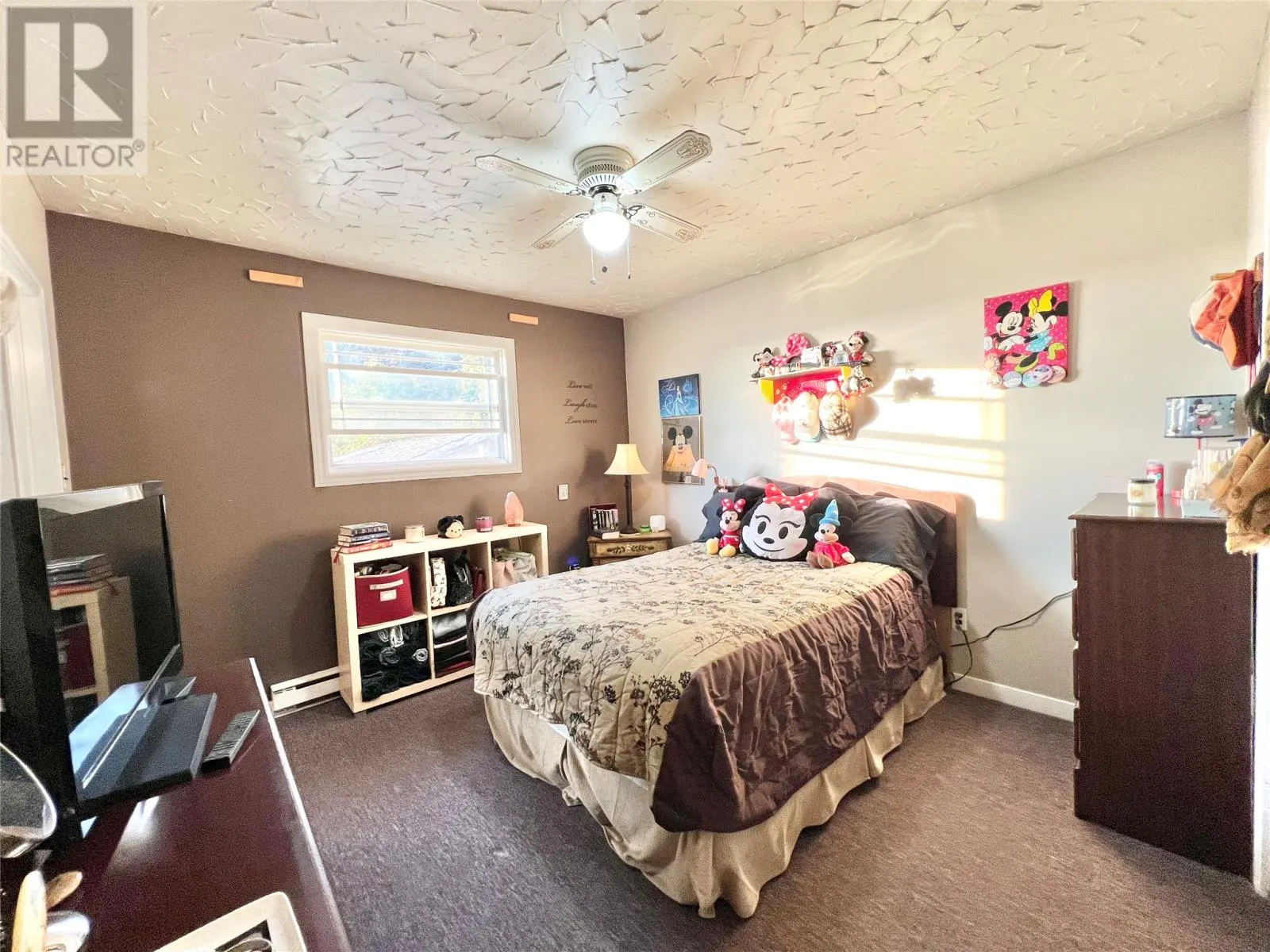 2 Aspen Heights