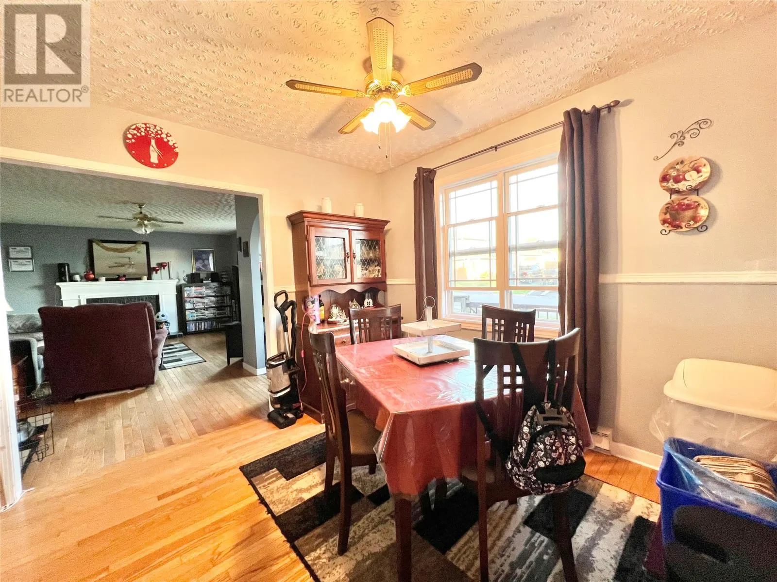 2 Aspen Heights