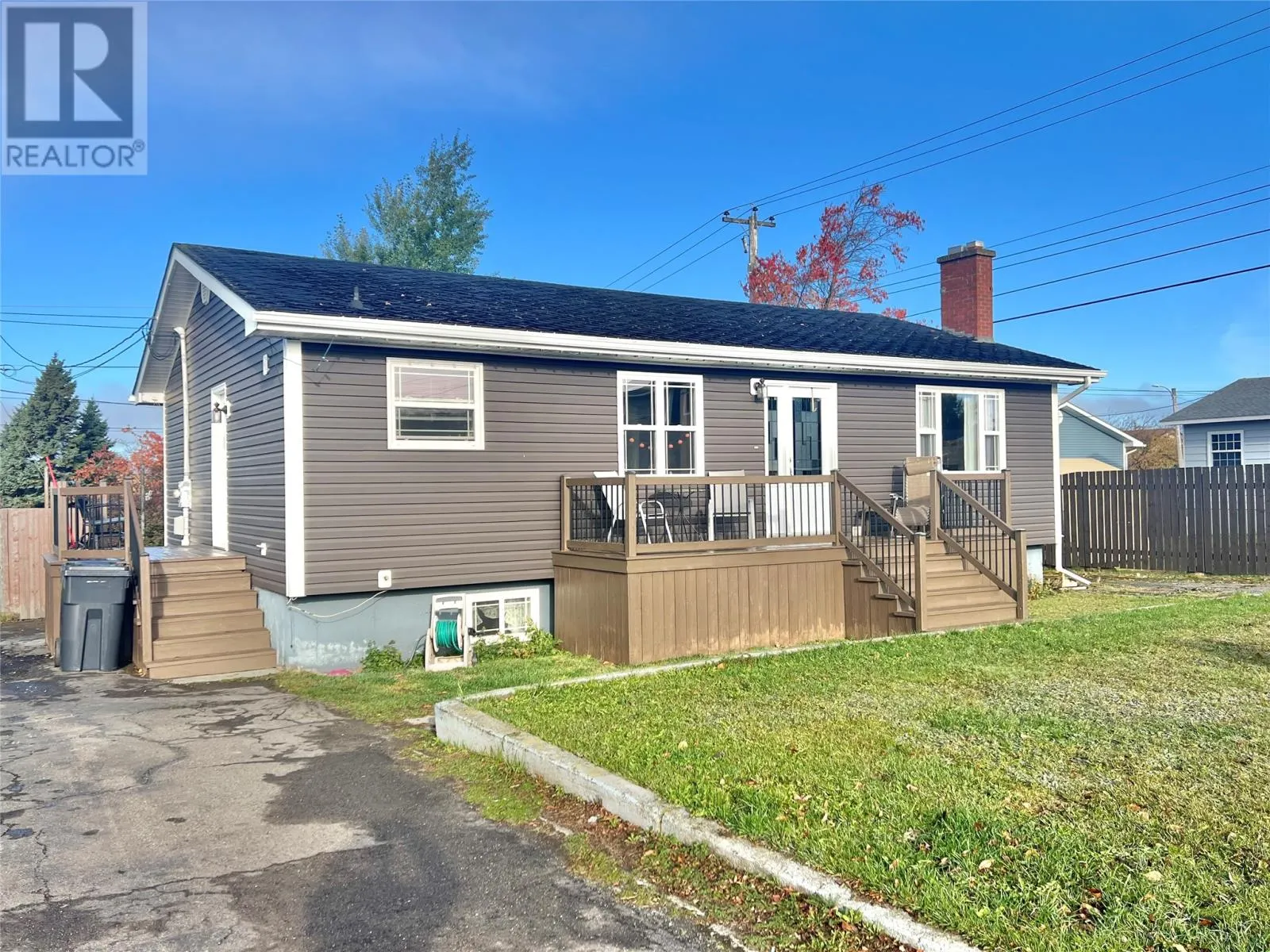 2 Aspen Heights