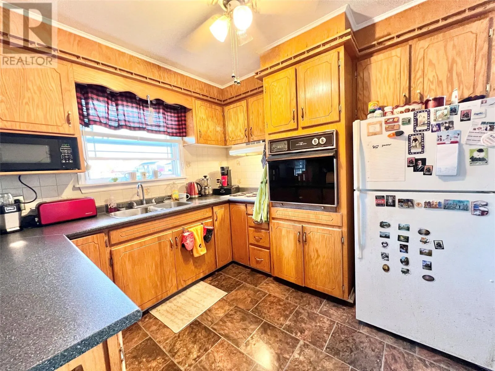 2 Aspen Heights