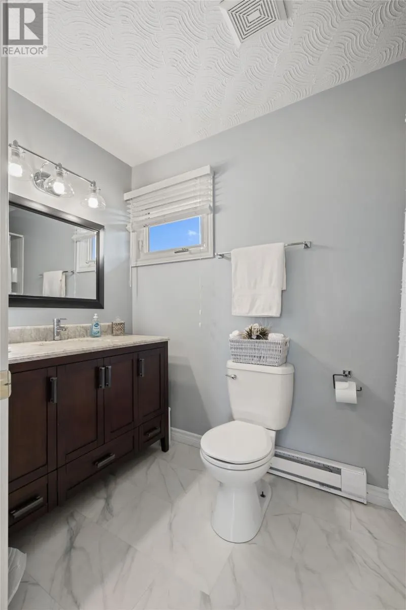 2 Crocker Place