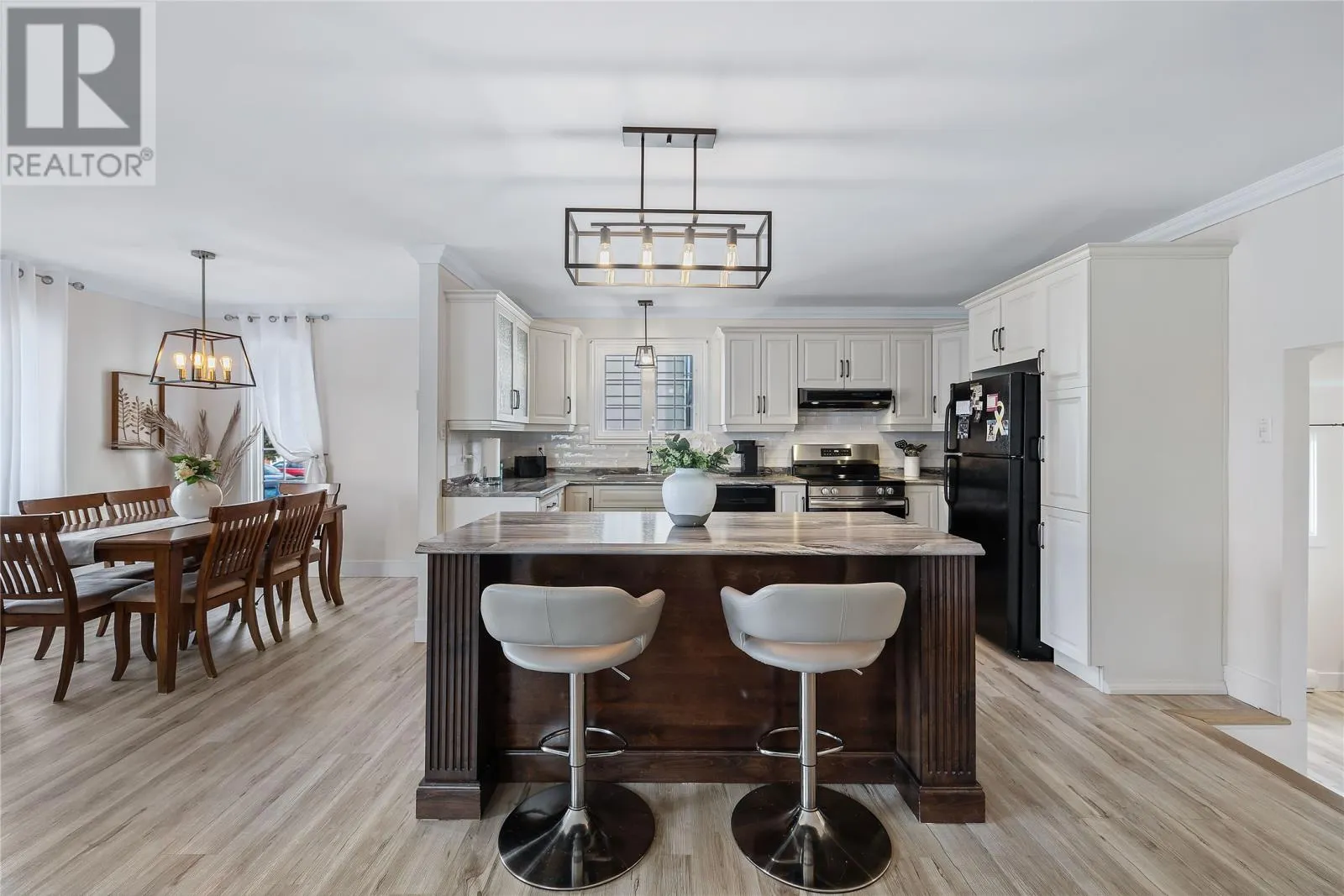 2 Crocker Place
