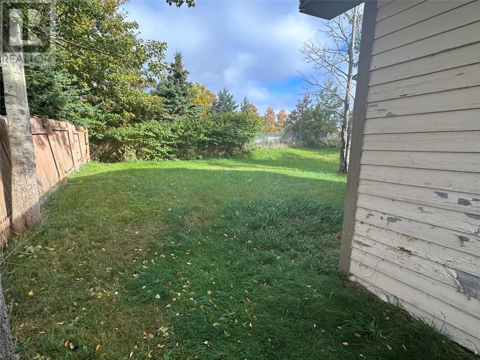 6 Bennett Crescent