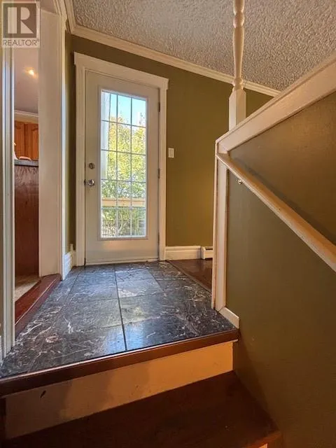 15 Bradley Place